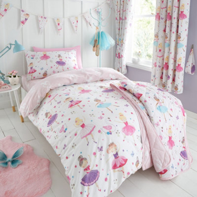 Happy Linen Company Isabella Bedding Set