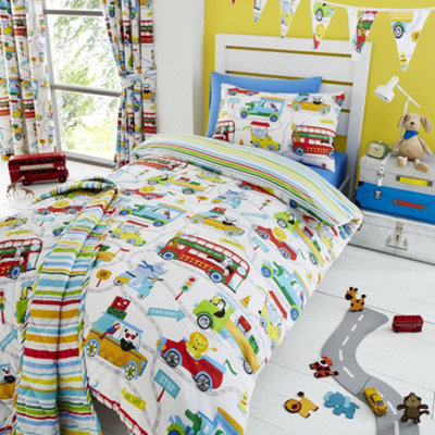 Happy Linen Company Zoo Escape Bedding Set