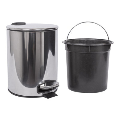 Harbour Housewares 2pc Round Stainless Steel Pedal Bin & Toilet Brush Set - 5L - Chrome - 4