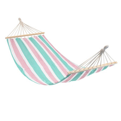 Harbour Housewares - Cotton Garden Hammock with Spreader Bars - Pink/Green Stripe