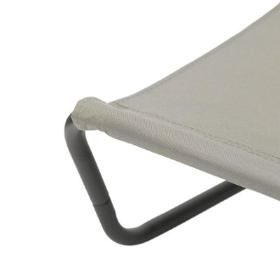 Harbour Housewares Folding Beach Loungers - Matt Black/Beige - Pack of 2 - 4