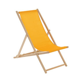 Harbour Housewares - Folding Wooden Deck Chair - Mustard
