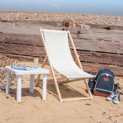 Harbour Housewares - Folding Wooden Deck Chairs - Natural - Pack of 2 - 4