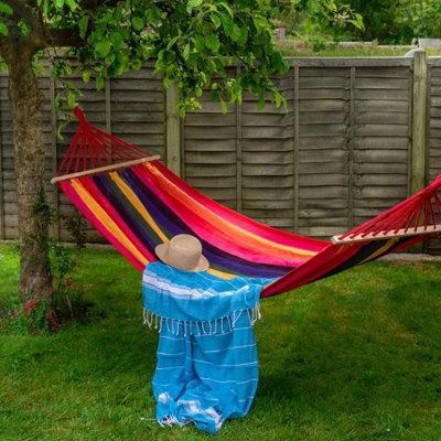 Harbour Housewares - Garden Hammock with Spreader Bars - Multi Stripe - 5