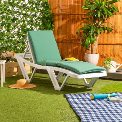 Harbour Housewares - Master Sun Lounger Cushion - Green - 7