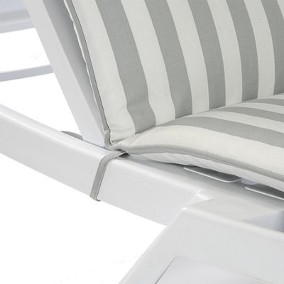 Harbour Housewares - Master Sun Lounger Cushion - Grey Stripe - 4