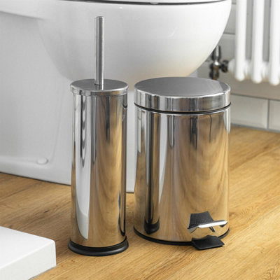 Harbour Housewares - Round Bathroom Pedal Bin - 3 Litre - Chrome - 6