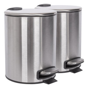 Harbour Housewares Round Stainless Steel Pedal Bins - 5L - Brushed - Pack of 2