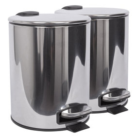 Harbour Housewares Round Stainless Steel Pedal Bins - 5L - Chrome - Pack of 2