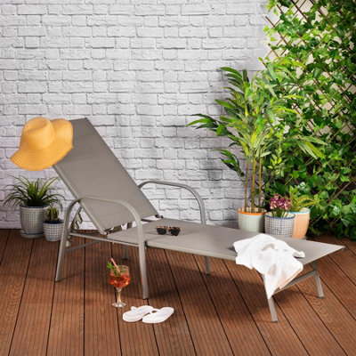 Harbour Housewares - Sussex Sun Lounger and Side Table Set - Adjustable Reclining Outdoor Patio Furniture - cm - Grey - 6