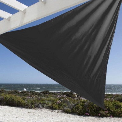 Harbour Housewares - Triangle Shade Sail - 3.6m - Black - 5