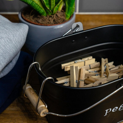 Harbour Housewares - Vintage Metal Clothes Peg Bucket - Black - 5