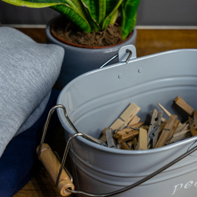 Harbour Housewares - Vintage Metal Clothes Peg Bucket - Grey - 5