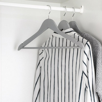 Harbour Housewares Wooden Coat Hangers - Grey - Pack of 20 - 5