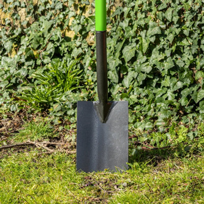 Hardys Heavy Duty Garden Spade - Long Life Carbon Steel Blade, Rust  Resistant, Ergonomic Textured D-Grip - 100cm Gardening Shovel