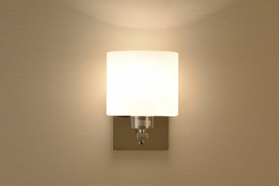 Harper Living Modern Polished Chrome Wall Light, with Oval Cylinder Glass Shade, E14 Bulb base and On/Off Switch