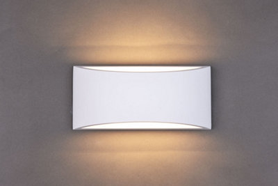 Harper Living White Art Deco Large Plaster Indoor Wall Light (30 x 14 x 10cm)