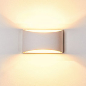 Harper Living White Art Deco Medium Plaster Indoor Wall Light (12 x 20 x 8.5cm)
