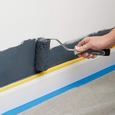Harris Ultimate 4 Inch Walls and Ceilings Roller Set with Tray and 2 ...