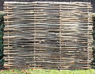 Hazel Hurdle Fencing Panel 6ft x 4ft 6in Premium Weave Birchwood Capped Natural