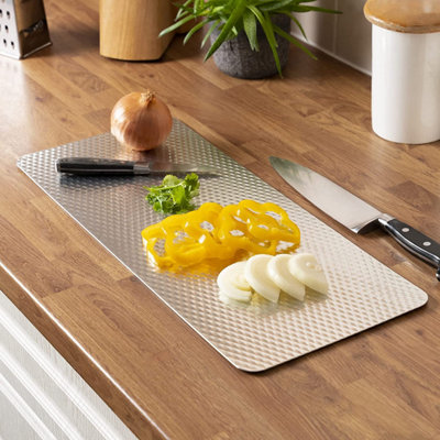 Heat Resistant Kitchen Mat Worktop Surface Protector Chopping Board with Dimpled Metal to Disperse Heat