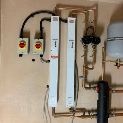 Heatrae Sadia Amptec U401 4kW Electric Boiler Underfloor 95022101