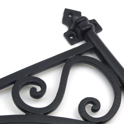 Heavy Duty Cast Iron Hanging Basket Bracket - 4