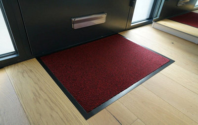 Heavy Duty Indoor & Outdoor Rubber Non-Slip Absorbent Barrier Mat - Red 90 x 300 cm