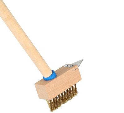 Heavy Duty Weed Remover Tool with Long Wooden Handle 120cm Wire Brush Patio Cleaner Angled Brass
