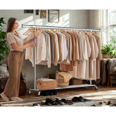 Heavy Duty Wide Extendable Metal Clothes Rail With Wheels Silver