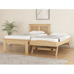 Hendre Oak Guest Bed With Trundle
