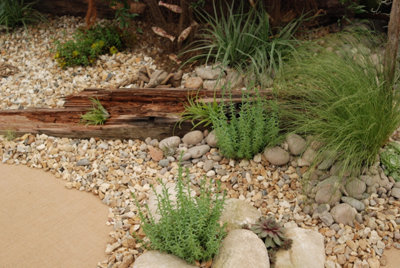 Henham Blend Pebbles 20mm 20kg Bag Pallet of 49 - 3