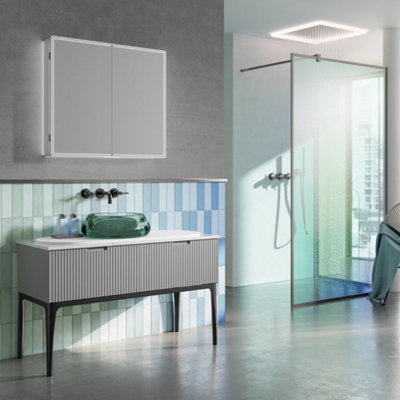 HIB - Isoe Mirror Cabinet - 700(H) x 600(W) Isoe 60 Price Comparisons | Compare The Build