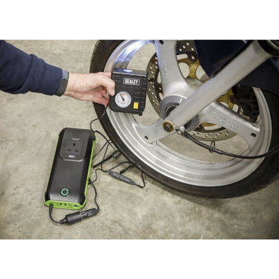 High Capacity 31200 mAh Lithium-ion Power Pack with 160W Plug Socket for All Devices
