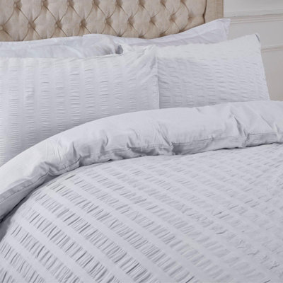Highams Seersucker Duvet Cover with Pillowcase Bedding, White - Double