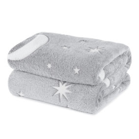 HILLINGTON Glow in the Dark Fleece Blanket - Soft Flannel Fleece Blanket, Perfect Gift for Kids Bedroom - Grey