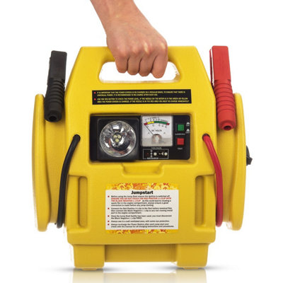 Jump start deals system with compressor