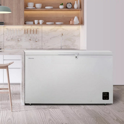 Hisense FC571D4AWLYE 440L Chest Freezer Winter Guard Garage Safe E Rated Large Capacity Freestanding White Freezer