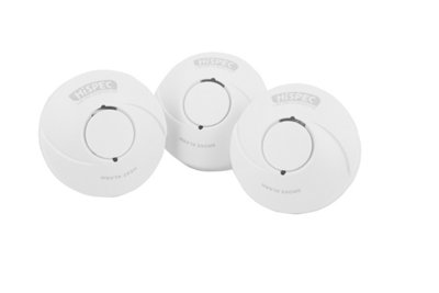 HiSpec Wireless Interlinking 10 Year Sealed Battery Alarm Kit (Scottish and English legislation Compliant) - 2 Smoke 1 Heat