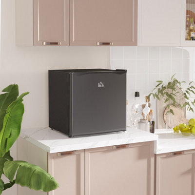 Countertop deals mini fridge