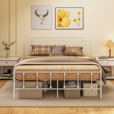 HOMCOM 4ft Metal Double Platform Bed Frame w/ Underbed Storage Headboard White