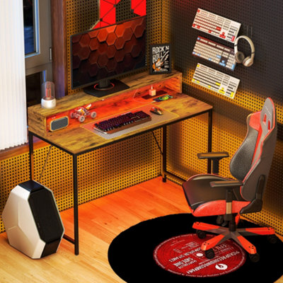 HOMCOM Computer Table with LED Lights, Gaming Desk with Shelf, Rustic Brown
