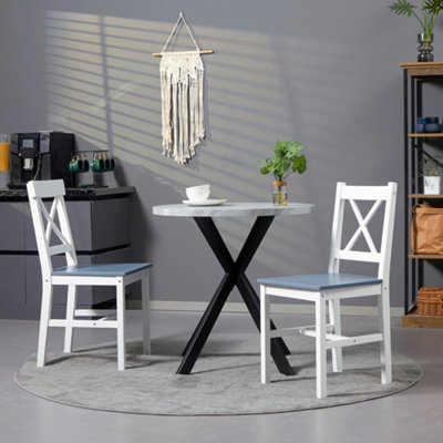 Pine wood table store and chairs