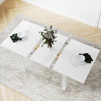 HOMCOM Extendable Dining Table, Seats 4-6 People, High Gloss White