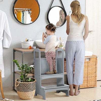 Stool for cooking on sale in kitchen