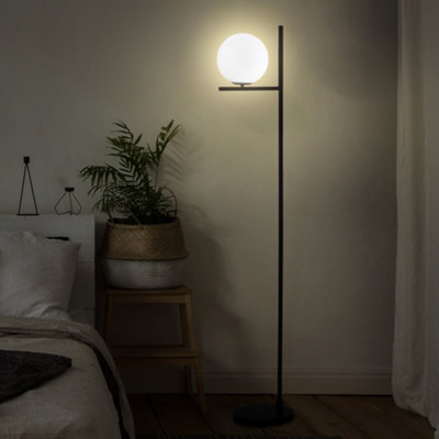 Standing store bed lamp