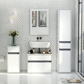 Bathroom mirror 2024 cabinet b&q