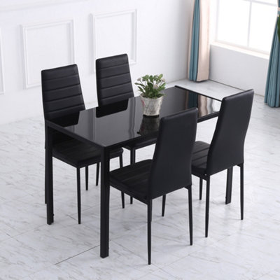 HOMCOM Modern Rectangular 4 Seater Dining Table with Tempered Glass Top