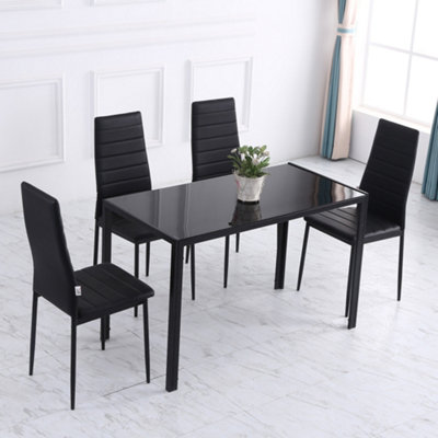 HOMCOM Modern Rectangular 4 Seater Dining Table with Tempered Glass Top