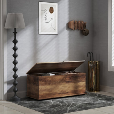 HOMCOM Storage Chest With Lid, 113L Storage Box, Brown Wood Grain